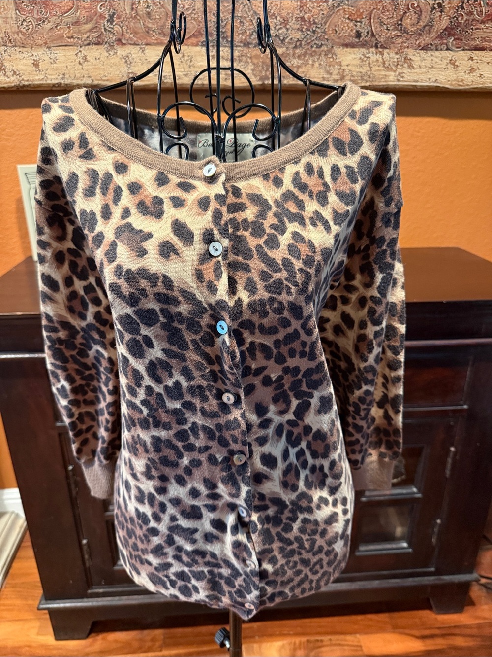 4x Plus Bettie Paige Leopard Print Button-Front Women's cardigan
